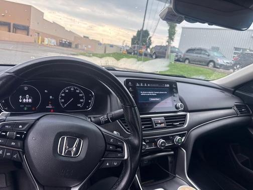 Platinum White Pearl 2021 Honda Accord Touring 2.0T