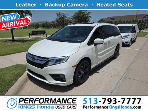 White Diamond Pearl 2018 Honda Odyssey EX-L