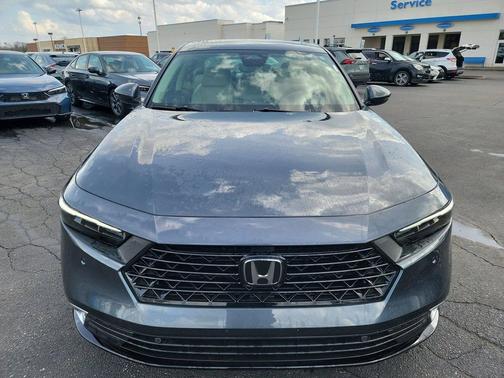 Meteorite Gray Metallic 2026 Honda Accord Hybrid Touring