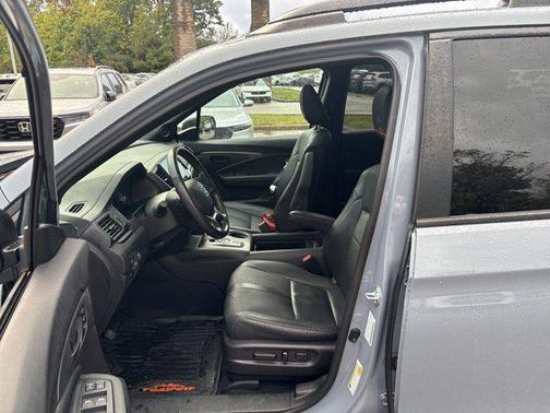 2022 Honda Passport AWD TrailSport