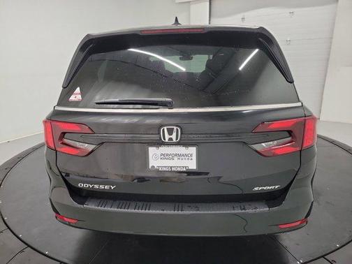 Crystal Black Pearl 2023 Honda Odyssey Sport