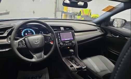 Lunar Silver Metallic 2018 Honda Civic EX