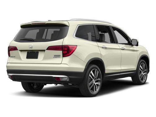 Modern Steel Metallic 2017 Honda Pilot Touring