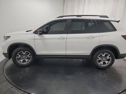 2023 Honda Passport AWD TrailSport
