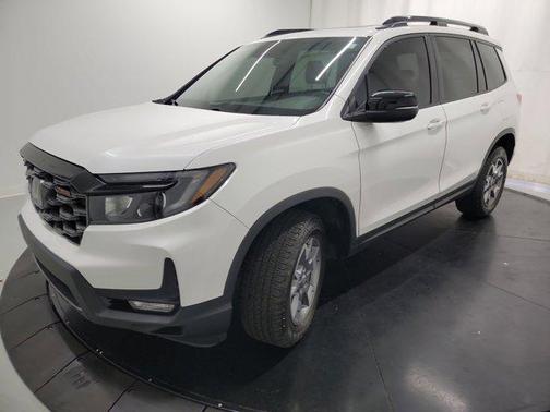 2023 Honda Passport AWD TrailSport