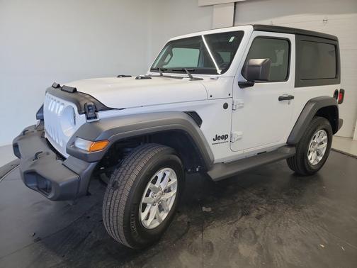 Bright White Clearcoat 2023 Jeep Wrangler Sport S