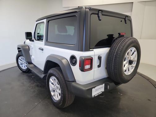 Bright White Clearcoat 2023 Jeep Wrangler Sport S