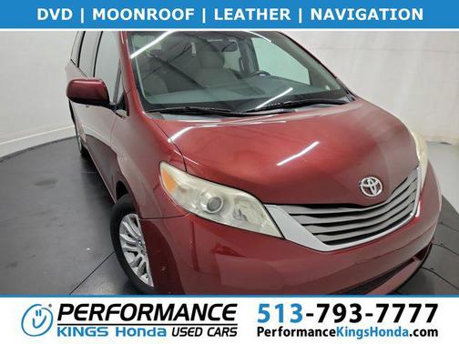 2015 Toyota Sienna XLE