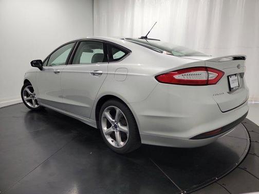 2016 Ford Fusion S