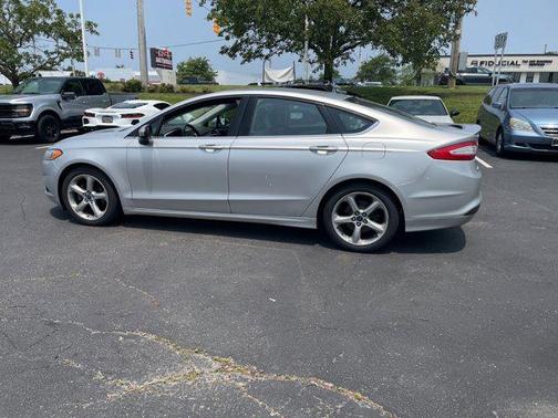 2016 Ford Fusion S