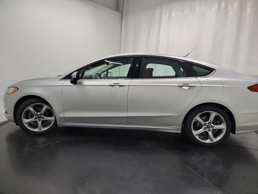 2016 Ford Fusion S