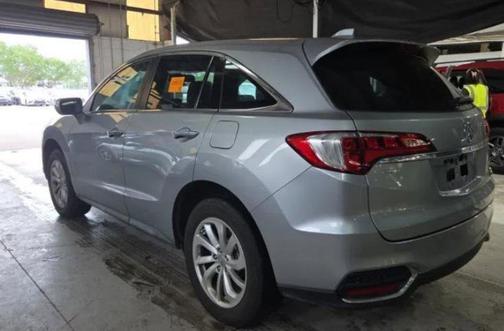 Lunar Silver Metallic 2017 Acura RDX Technology Package