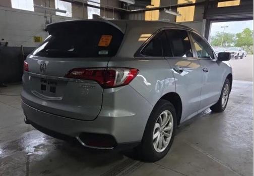 Lunar Silver Metallic 2017 Acura RDX Technology Package