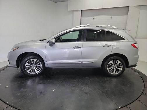 Lunar Silver Metallic 2017 Acura RDX Advance Package