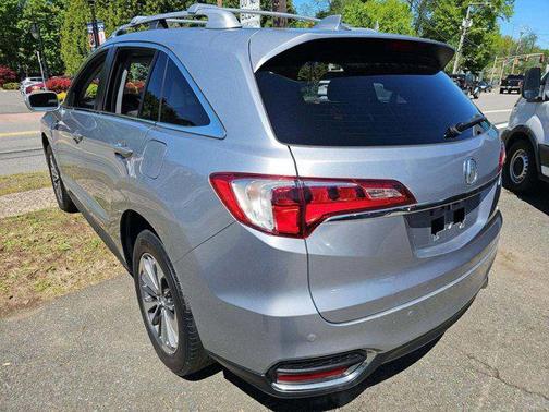 Lunar Silver Metallic 2017 Acura RDX Advance Package