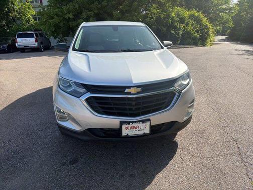 Silver Ice Metallic 2019 Chevrolet Equinox LS
