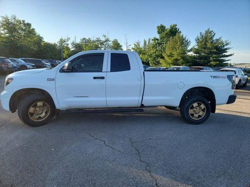 Super White 2013 Toyota Tundra Grade