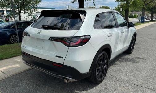 Platinum White Pearl 2024 Honda HR-V AWD Sport