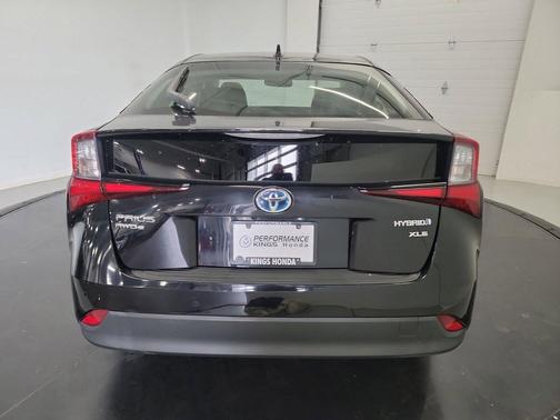 Midnight Black Metallic 2019 Toyota Prius XLE