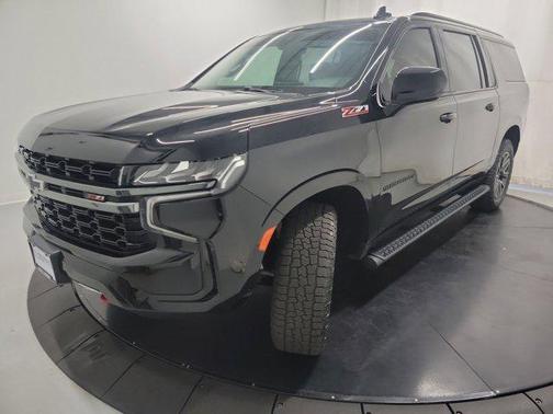 2021 Chevrolet Suburban 4WD Z71