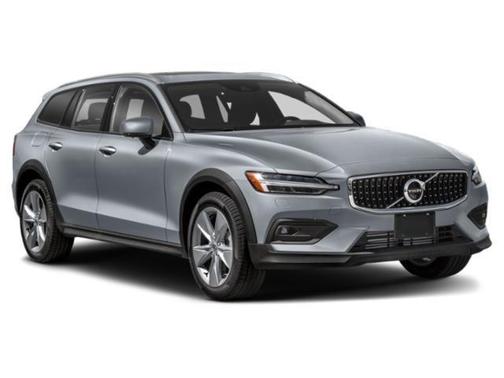 2021 Volvo V60 Cross Country T5