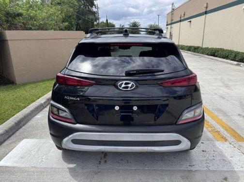 Ultra Black 2022 Hyundai KONA SEL