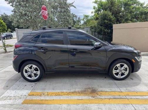 Ultra Black 2022 Hyundai KONA SEL