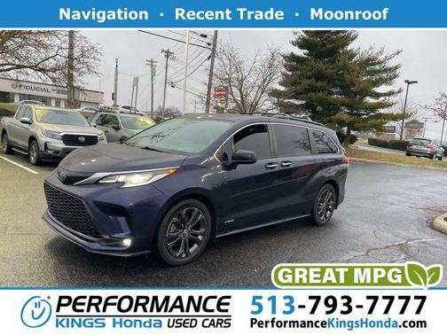 2021 Toyota Sienna XSE 7 Passenger