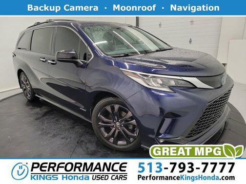 2021 Toyota Sienna XSE 7 Passenger