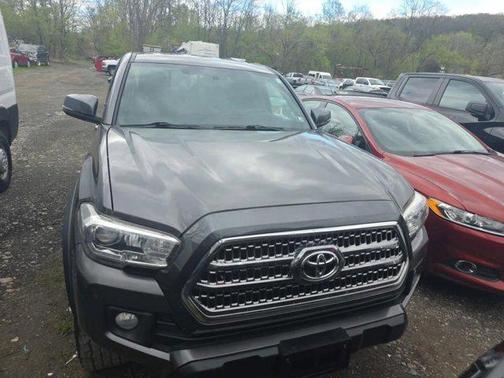 Magnetic Gray Metallic 2016 Toyota Tacoma TRD Off Road