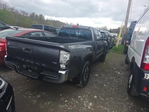 Magnetic Gray Metallic 2016 Toyota Tacoma TRD Off Road