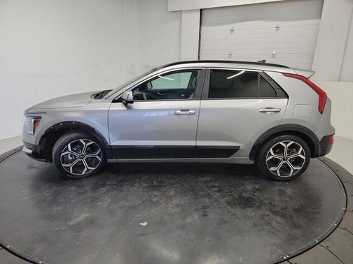 Steel Gray 2023 Kia Niro Touring