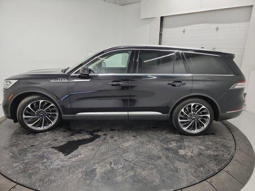 Infinite Black Metallic 2020 Lincoln Aviator Reserve AWD