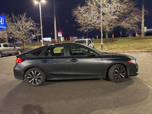 2023 Honda Civic EX-L