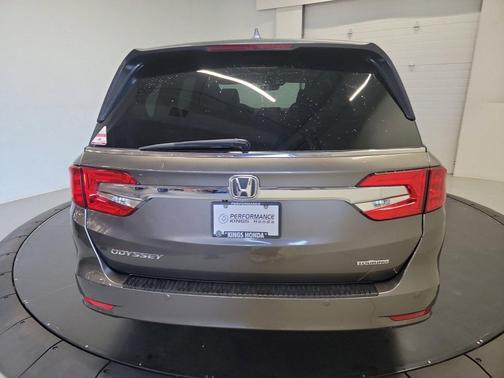Modern Steel Metallic 2018 Honda Odyssey Touring