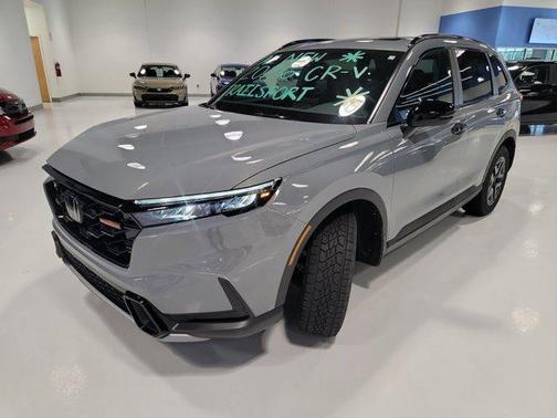 Urban Gray Pearl 2026 Honda CR-V Hybrid TrailSport AWD