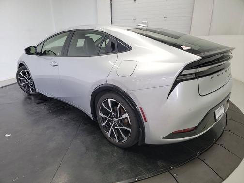 Cutting Edge 2023 Toyota Prius Prime XSE