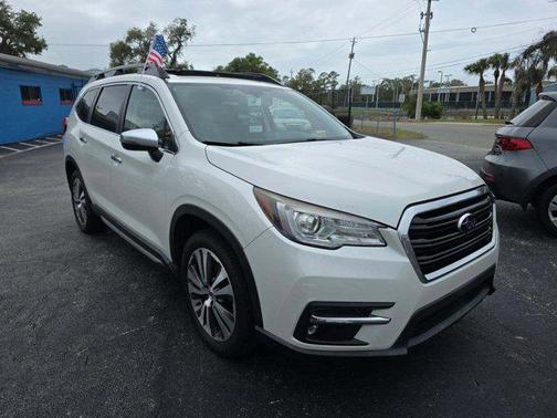 Crystal White Pearl 2019 Subaru Ascent Touring 7-Passenger