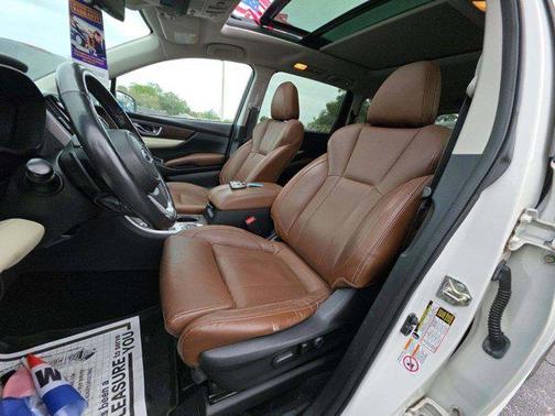 Crystal White Pearl 2019 Subaru Ascent Touring 7-Passenger
