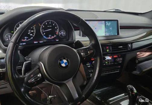 Black Sapphire Metallic 2016 BMW X5 xDrive50i
