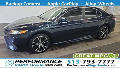 Aqua 2019 Toyota Camry SE