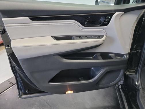 Crystal Black Pearl 2019 Honda Odyssey Elite