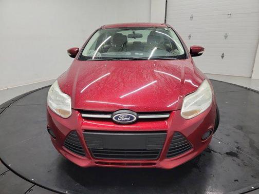 Ruby Red Metallic Tinted Clearcoat 2013 Ford Focus SE