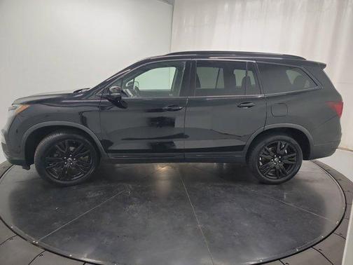 2020 Honda Pilot AWD Black Edition