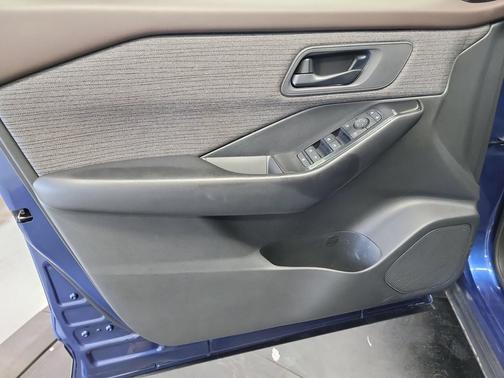 Caspian Blue Metallic 2023 Nissan Rogue S