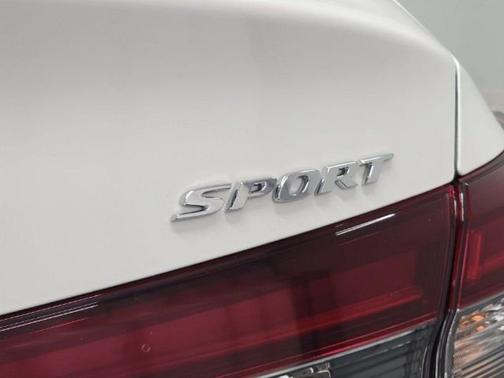 Platinum White Pearl 2026 Honda Civic Sport