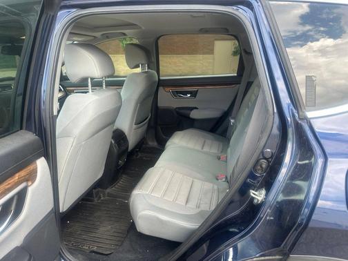 Obsidian Blue Pearl 2018 Honda CR-V EX