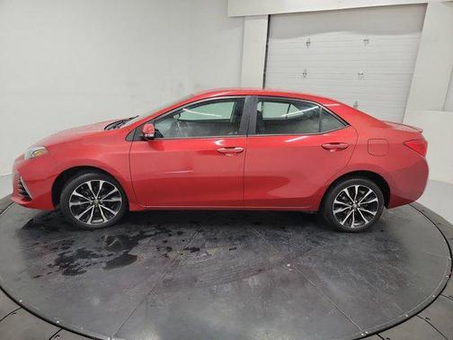 Barcelona Red Metallic 2017 Toyota Corolla SE