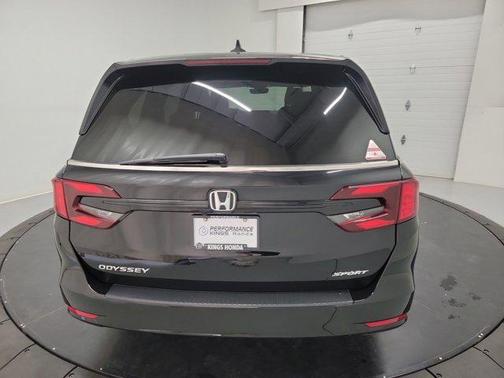 Crystal Black Pearl 2023 Honda Odyssey Sport