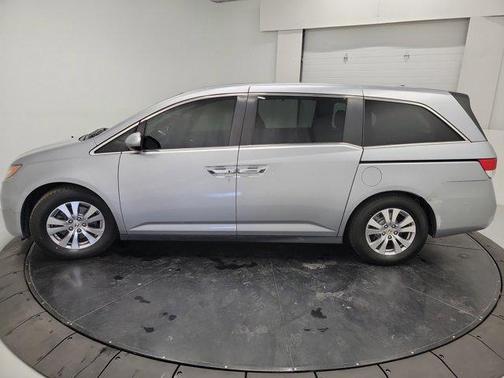 Lunar Silver Metallic 2016 Honda Odyssey EX-L